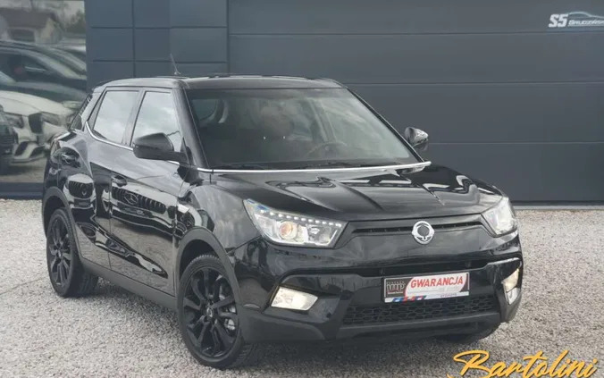 ssangyong tivoli SsangYong Tivoli cena 35900 przebieg: 116000, rok produkcji 2016 z Żywiec